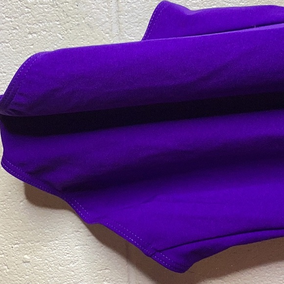 Beautiful onesie leotard by Capazio like new worn only 1. Perfect for workouts. - Picture 11 of 11